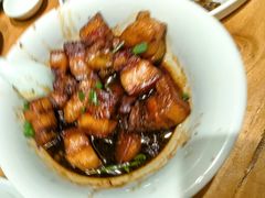 -头上红煨盐鸡·非遗院子餐厅
