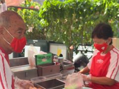 -詹爷爷乌节路街头冰淇淋