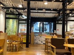 -猫的天空之城概念书店(杭州南宋御街店)