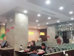 大堂-康师傅私房牛肉面(马泉营奥莱店)