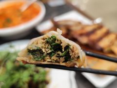 猪肉三鲜锅贴-金阁家常菜(贵阳路店)
