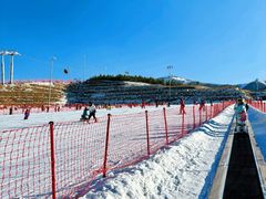 -富龙滑雪场