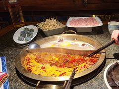 -小天鹅火锅·一线江景洪鼎旗舰店(洪崖洞店)