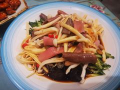 -鑫真味私房菜馆