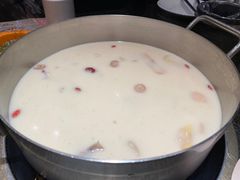 -煲宫猪肚鸡(昆山金鹰国际购物中心店)