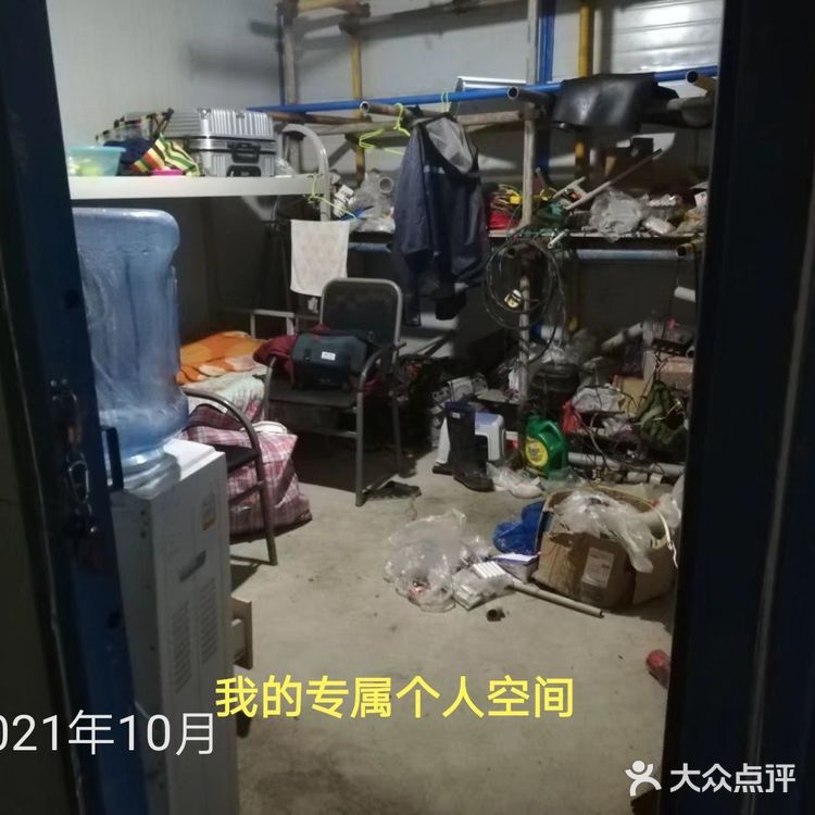 工地：12元【咸烧白】，可续碗，管饱！