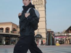 -王府井奥莱临潼小镇(临潼店)