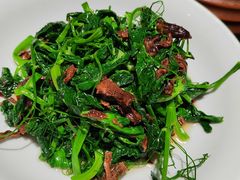 -吃饭皇帝大土家民族菜(荟聚店)