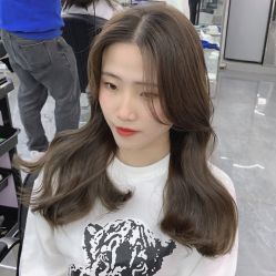 点击看大图 -COMO SALON 烫染可茉发型