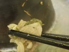 -洞庭洲·防空洞火锅·烧烤·铜锅涮肉(新百广场店)