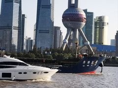 -北外滩百艇汇游艇俱乐部