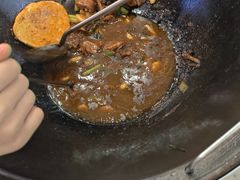 -鲁员外地锅鸡地锅鱼(古墩路店)