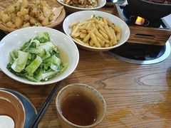 -吃饭皇帝大土家民族菜(正大广场店)