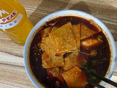 -老字号杨坡红油米线腊汁肉夹馍(东四道巷店)