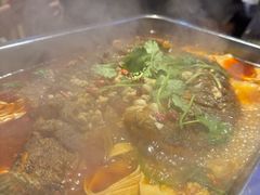 -老街烧烤大排档·地道湖北菜·龙虾馆(汉口火车站店)
