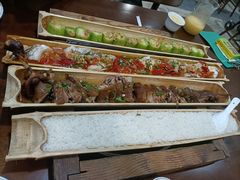 -胡须哥网红竹筒菜