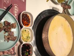 -洪氏嗨捞·猪肚鸡火锅(阳光天地店)