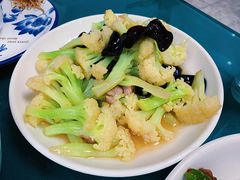 素炒花菜-小本鸡饭店(滨江白马湖店)