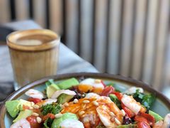 牛油果虾仁沙拉-RAC BAR(安福路店)