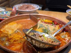 -洱火云南酸菜牛肉火锅(石景山当代商城店)