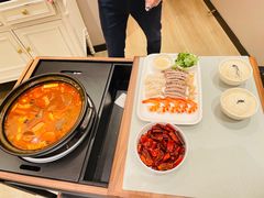 -品海楼·大连海胆锅贴馆(东港店)