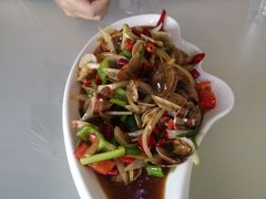 -覃记海鲜美食餐厅