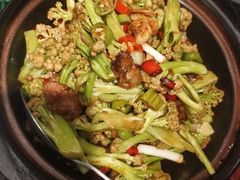 -旺角小渔村·海肠捞饭开创者(环山路店)
