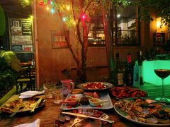 -SISTERS BAR RESTAURANT川意酒馆(嘉善老市H楼店)