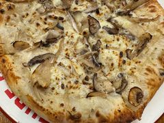 -Tube station站点比萨(王府井百货店)