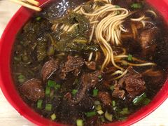 -小龙大肉面馆