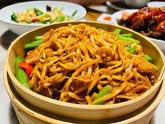 猪肉豆角蒸卤面-掌柜的店·河南菜(新天地店)