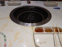-灶座小锅烀饼·铁锅炖(道里店)