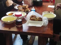 -宝瑞门钉肉饼店