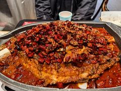 -江边城外烤全鱼(世茂广场店)