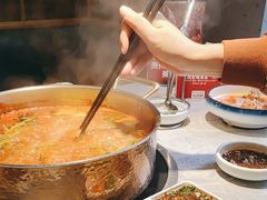 -野山舂·贵州现舂酸汤牛肉(民生路店)