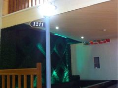 -喜鹊愉家酒店(郑州曼哈顿博览中心地铁站店)