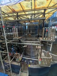 -PIPIKINGDOM皮皮王国欢乐号(欢乐海岸购物中心店)