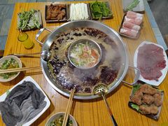 -毛毛老火锅(八年观音桥店)