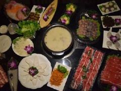 -捞王锅物料理(上海世茂广场店)