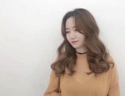 点击看大图 -首脑美发沙龙