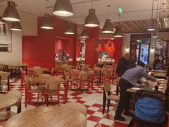 -城市大道红炉披萨烘焙坊