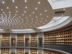 -浙江越秀外国语学院