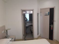 -白玉兰商务酒店(济南趵突泉宽厚里店)
