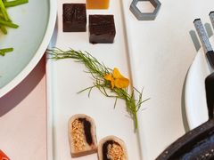 御膳宫廷四点-味+新京宴·烤鸭·北京菜(创意谷店)