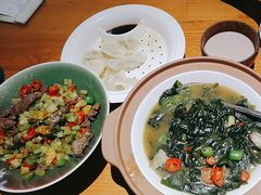 -娜仁图雅蒙古美食村(33小镇店)