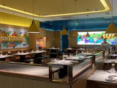 -小鱼小牛(世欧广场店)