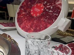 -左庭右院鲜牛肉火锅(金山万达店)
