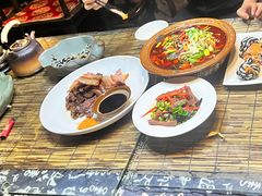 -阿姨来了月嫂服务中心(徐汇店)