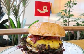 Monster Farm Burger