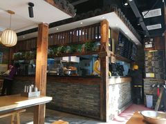 -弄堂咪道-饭香·面香·馄饨香(钦州北路田尚坊店)